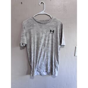 Men’s Under Armour Camo Tshirt Size Small